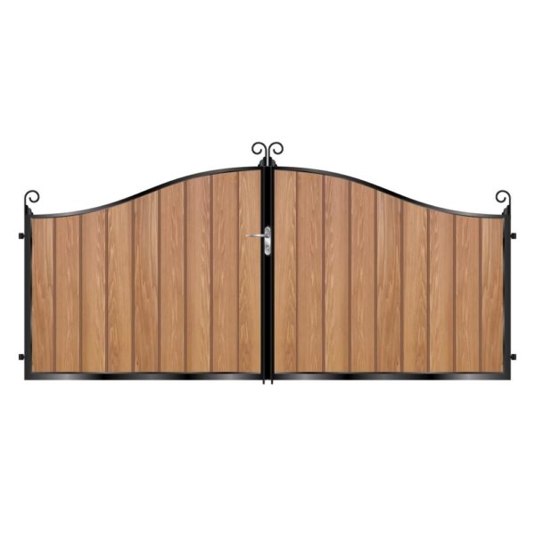Donaldson Short Timber Driveway Gate