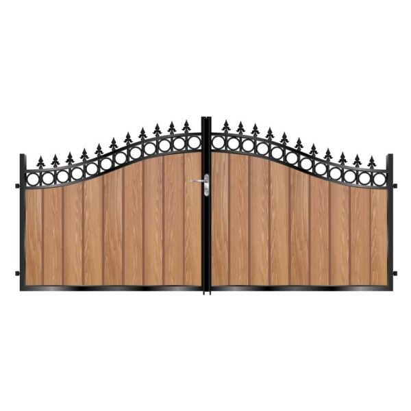 MacGregor Short Timber Driveway Gate