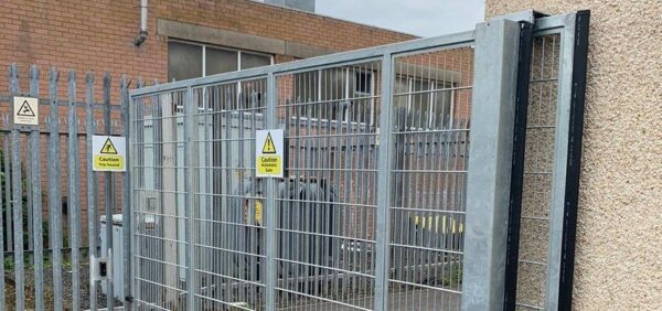 mesh sliding gate electric