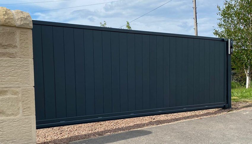 electric aluminium sliding gate cantilever 7016 grey_compressed